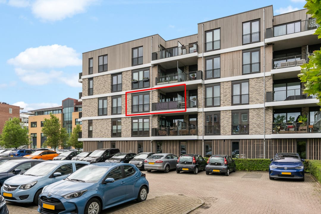 Modern 2024 Apartment with Parking in Rijnhuizen — 7
