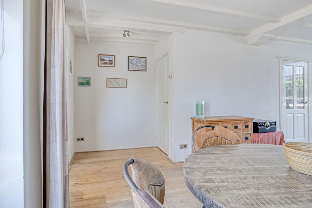 Semi-detached family home with garage and potential in Halsteren — 8