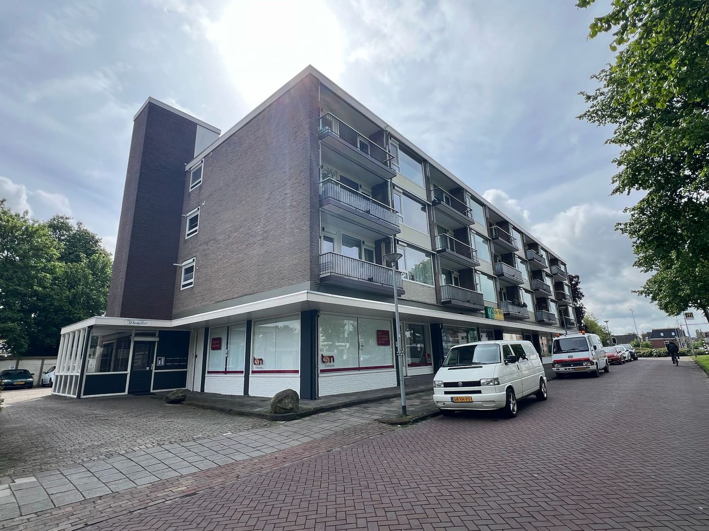Bekijk foto 1 van Kerkstraat 149