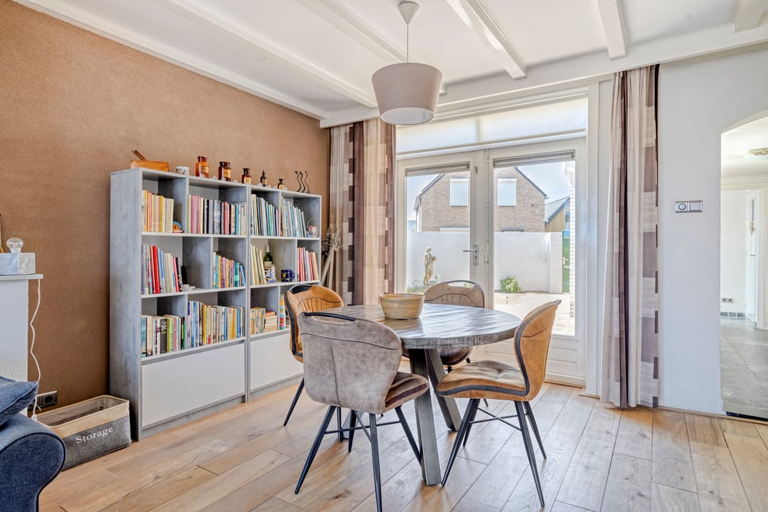 Semi-detached family home with garage and potential in Halsteren — 7