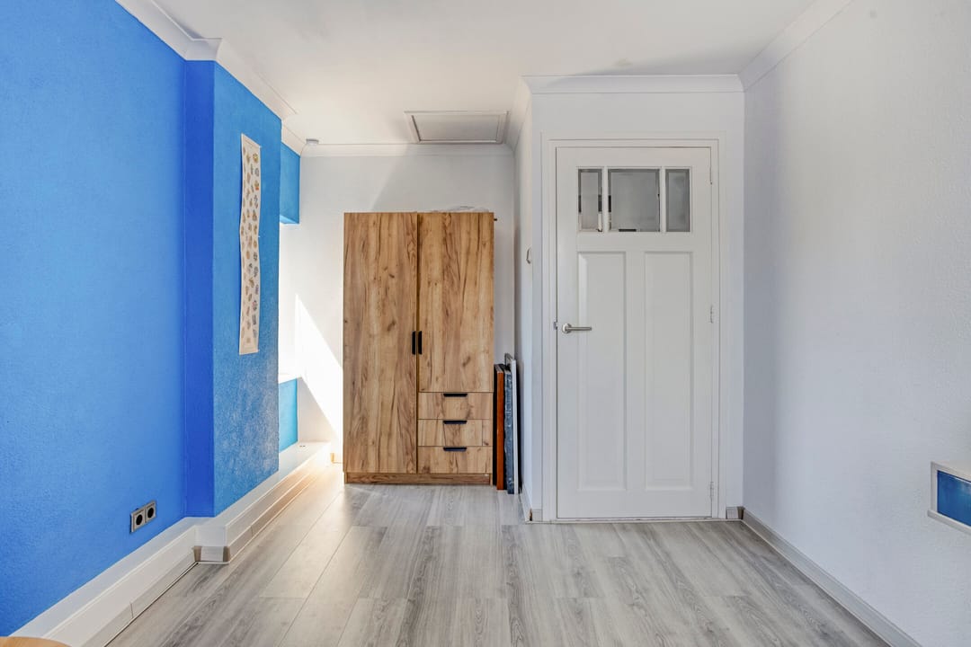 Semi-detached family home with garage and potential in Halsteren — 17