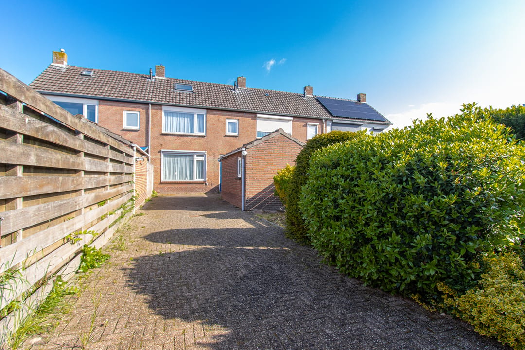 Photo 28 of Eikenstraat 12
