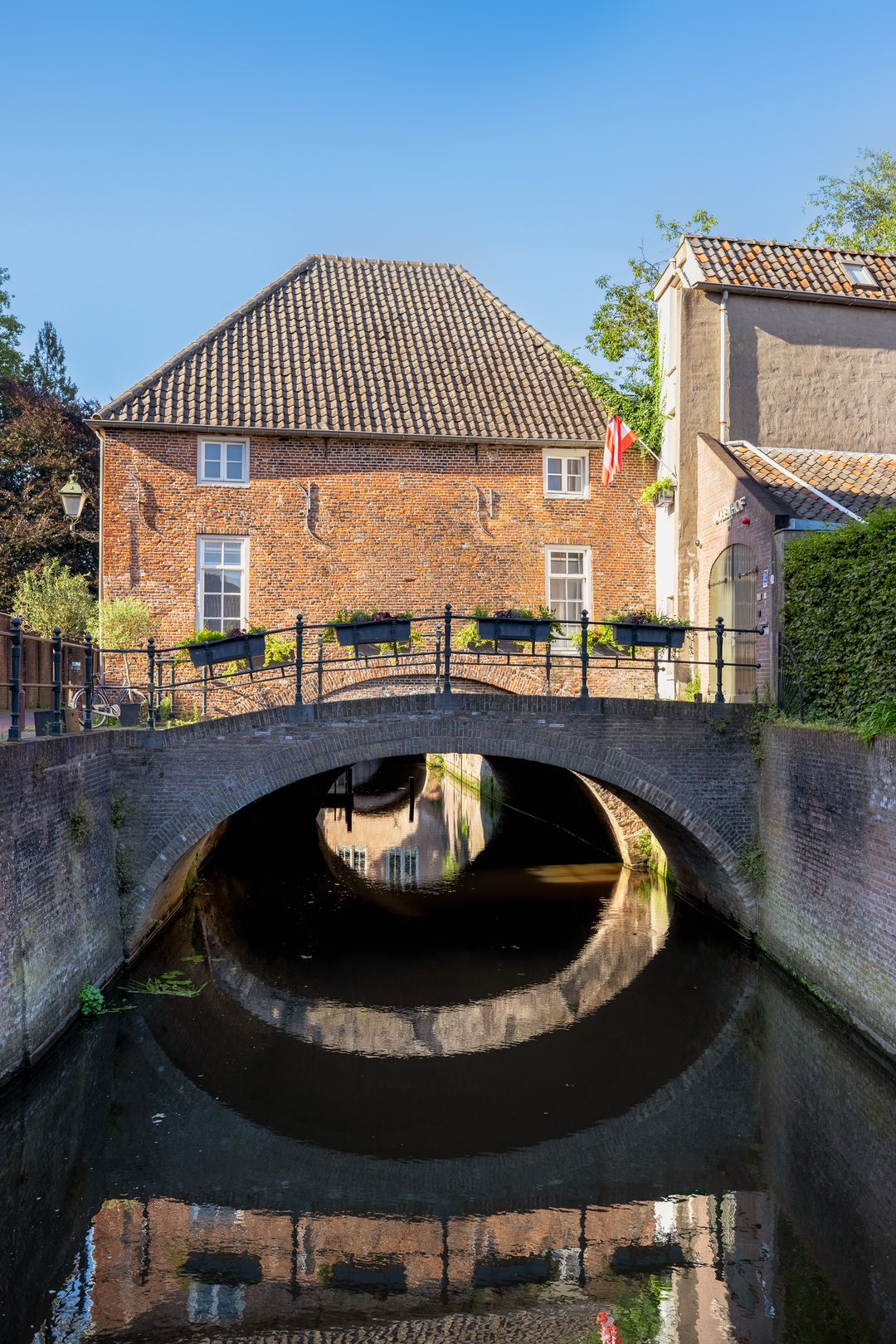 Photo 83 of Postelstraat 59
