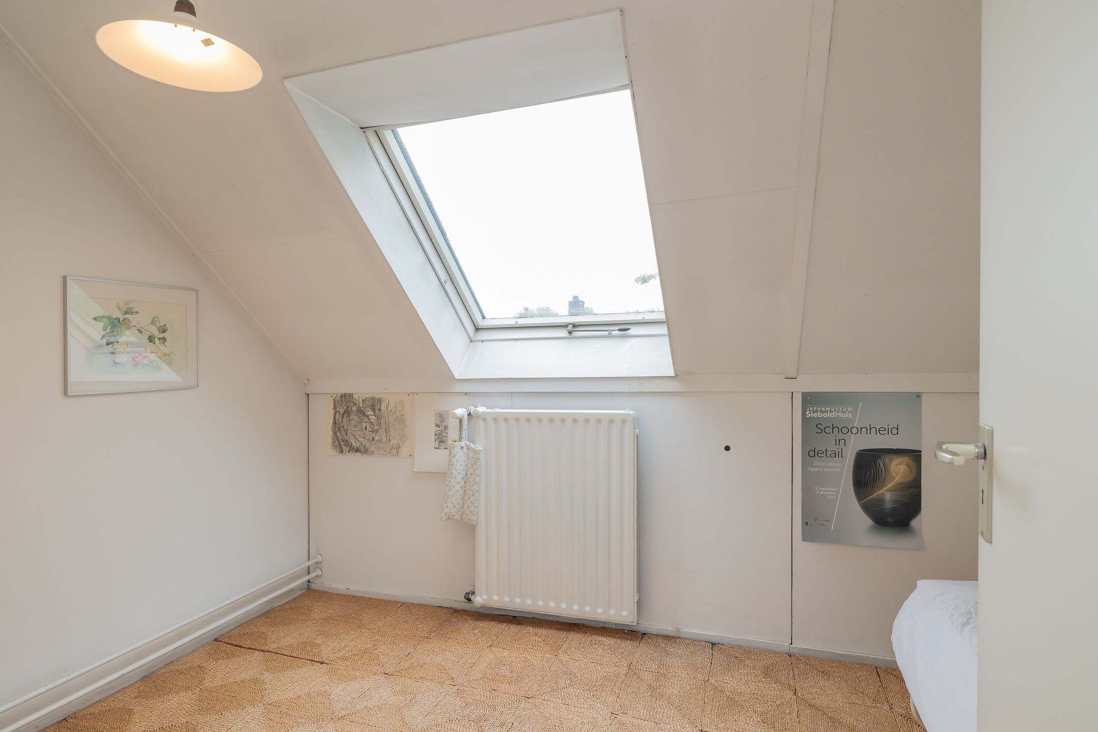 Spacious Family Home with Five Bedrooms in Quiet Bennebroek — 36