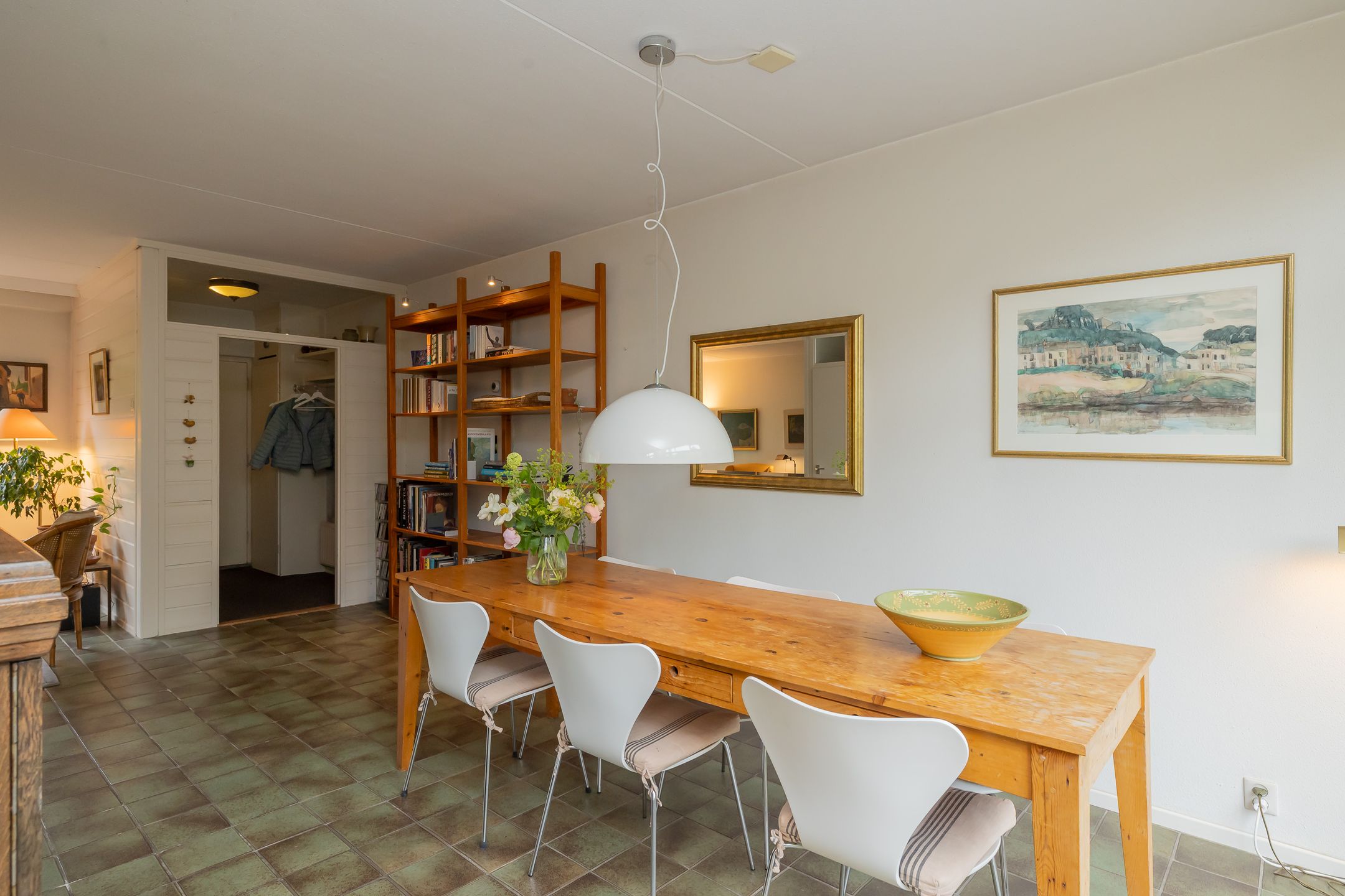 Spacious Family Home with Five Bedrooms in Quiet Bennebroek — 18