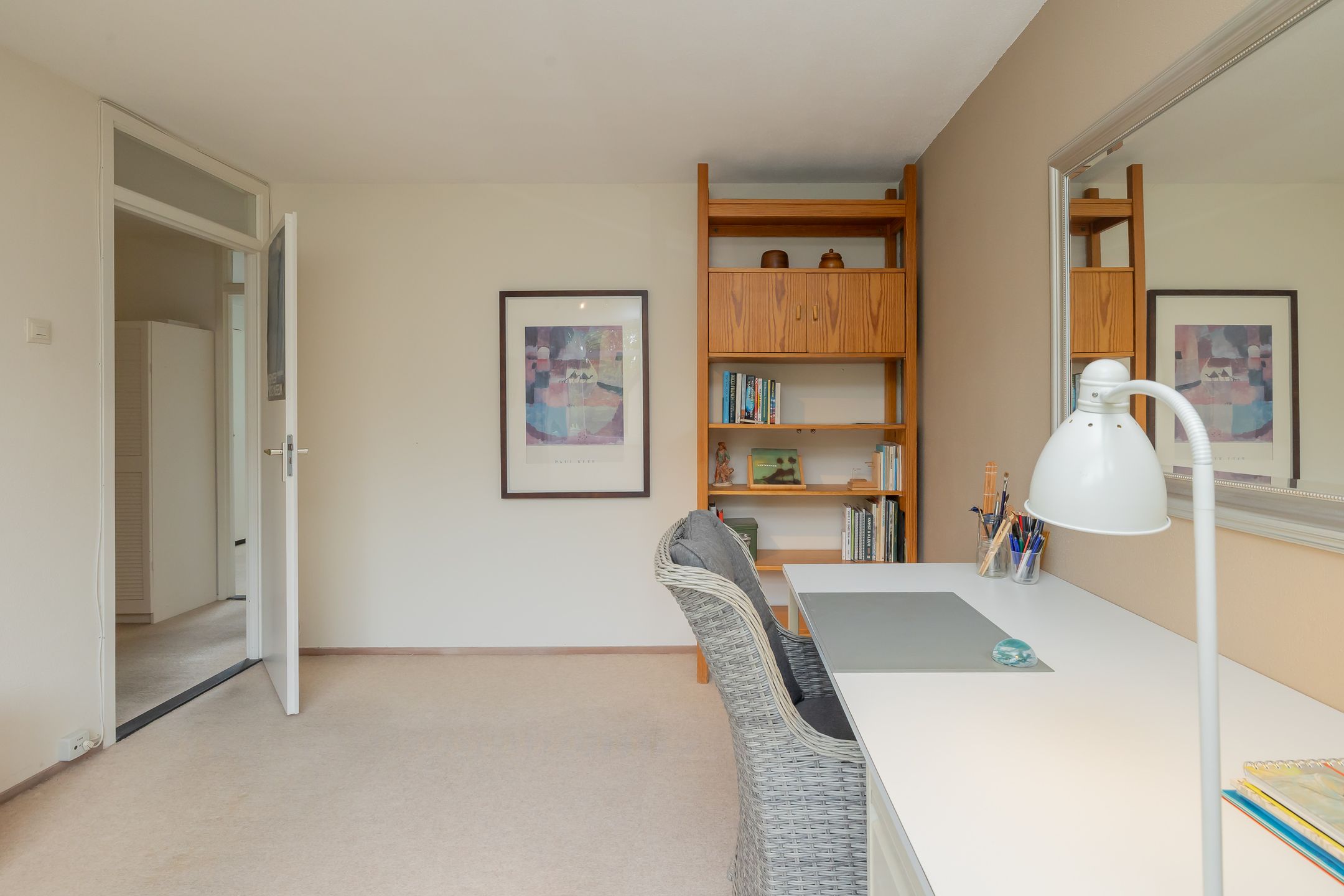 Spacious Family Home with Five Bedrooms in Quiet Bennebroek — 30