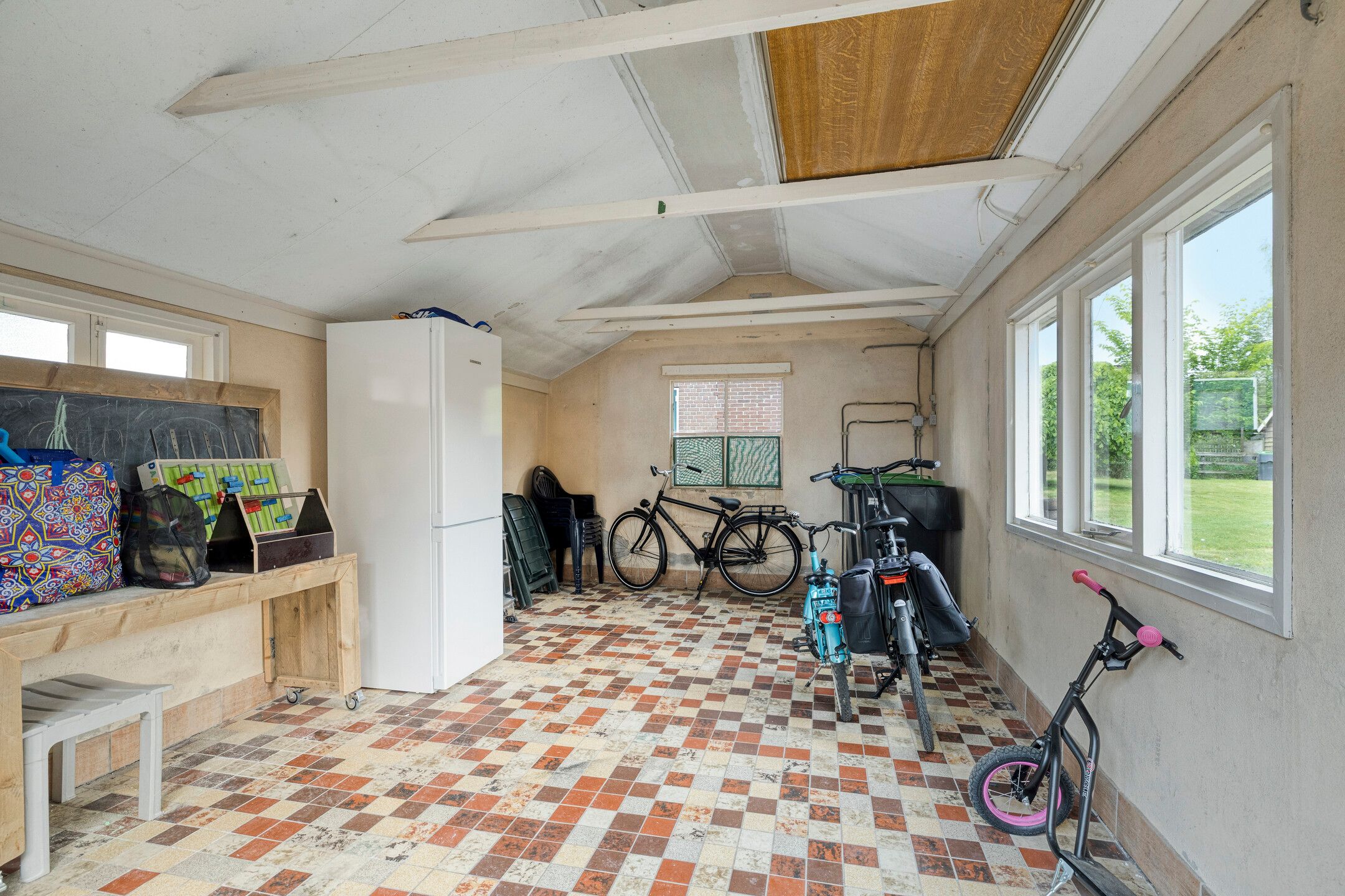 Semi-Detached House with Ground Floor Bedroom and Spacious Garden Near the Veluwe — 33