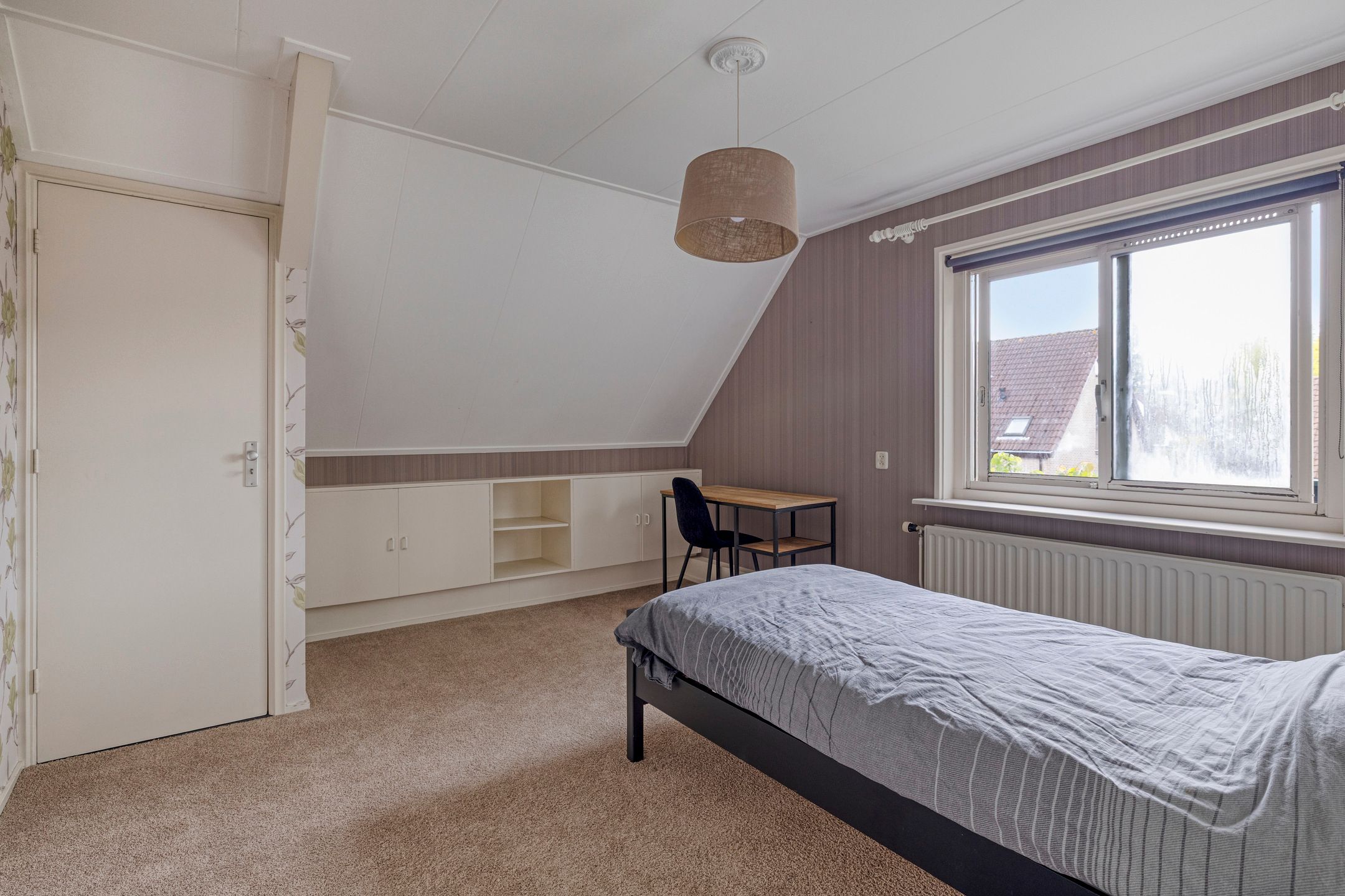 Semi-Detached House with Ground Floor Bedroom and Spacious Garden Near the Veluwe — 24