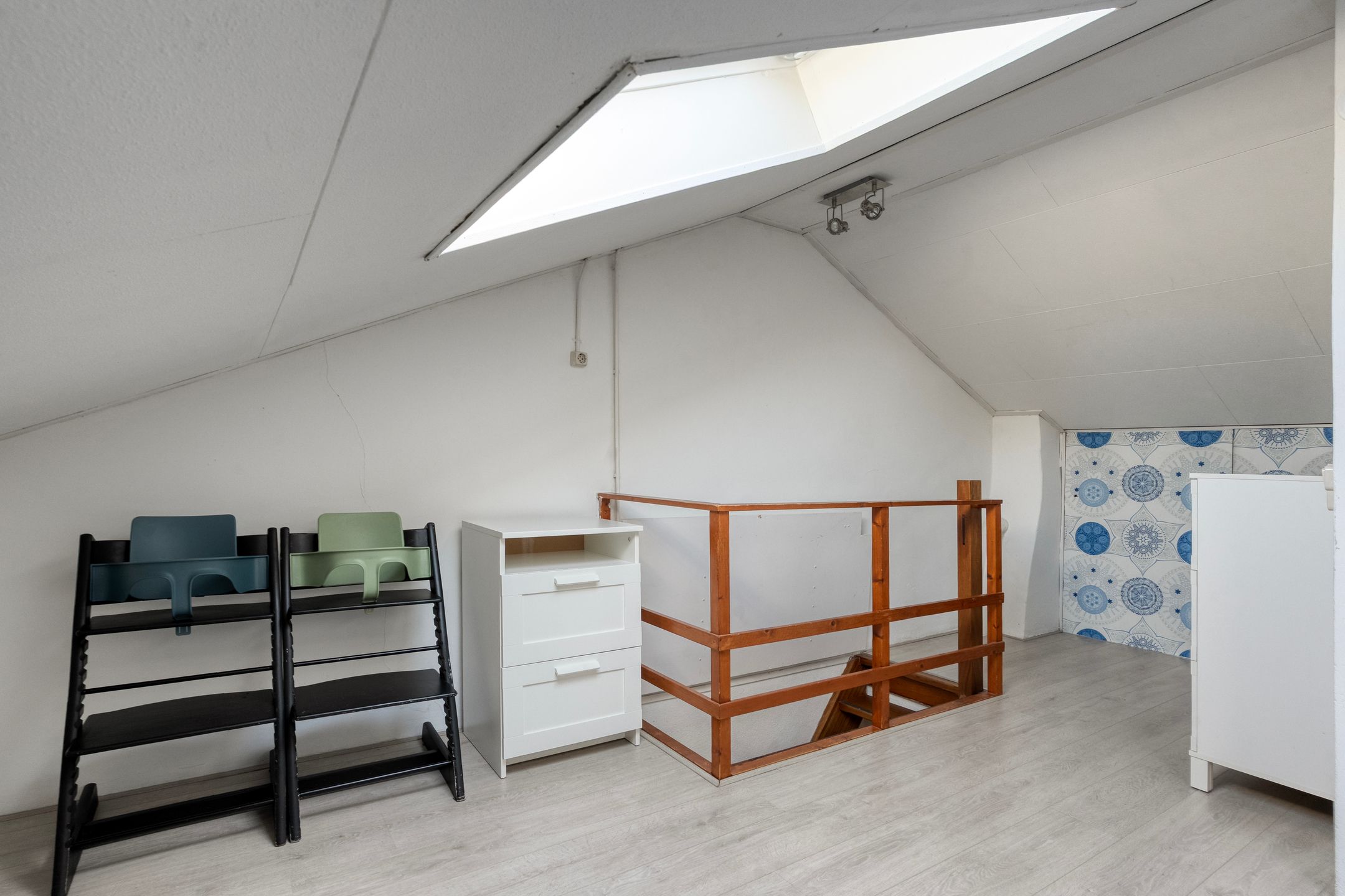 Photo 36 of Van Haeringenstraat 72