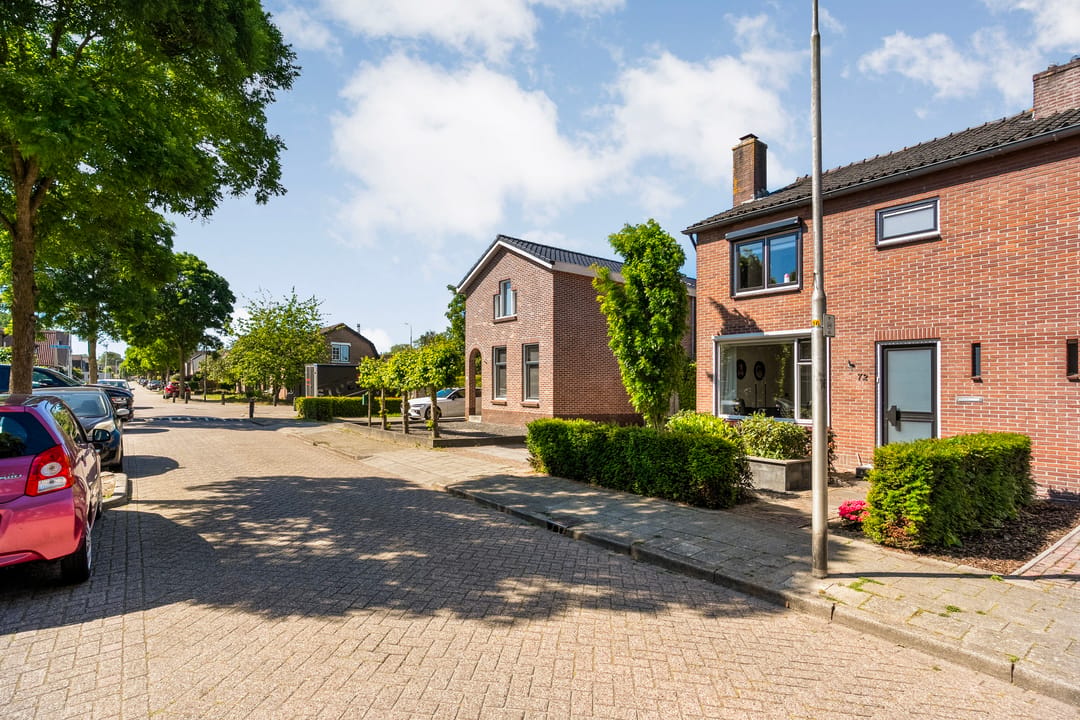 Photo 53 of Van Haeringenstraat 72