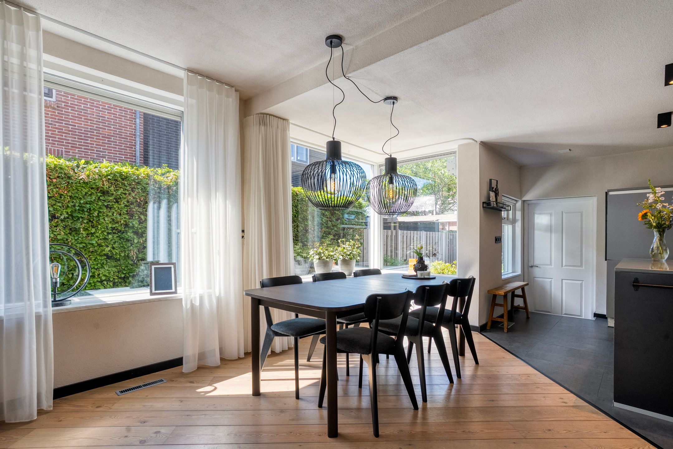 Photo 9 of Van Haeringenstraat 72