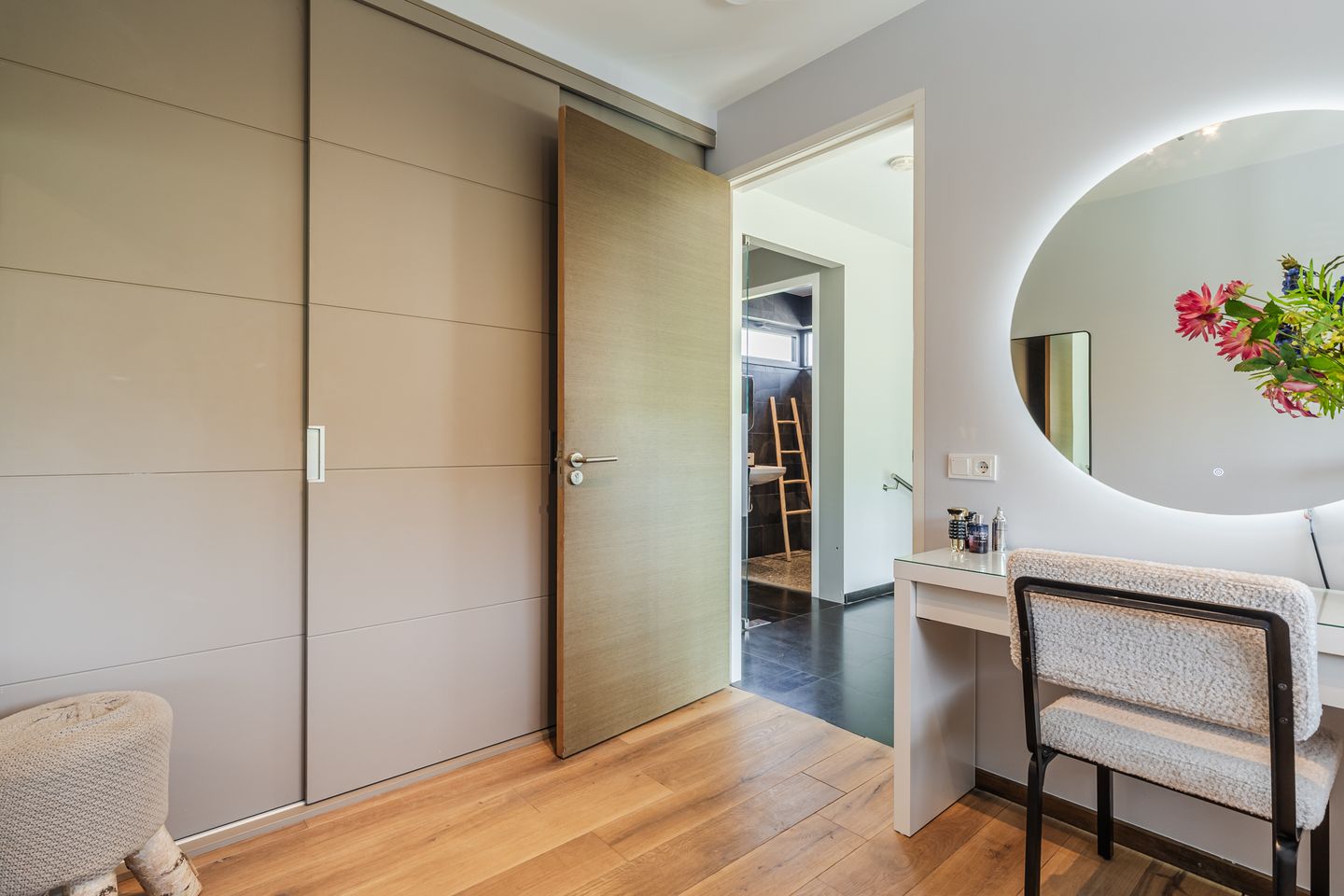 Luxury Villa with Heated Pool at Forest Edge in Waterrijk — 50