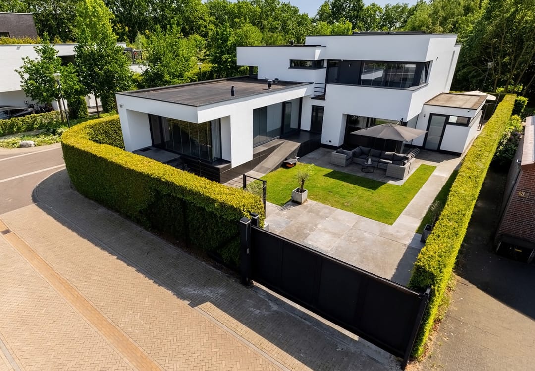 Luxury Villa with Heated Pool at Forest Edge in Waterrijk — 68