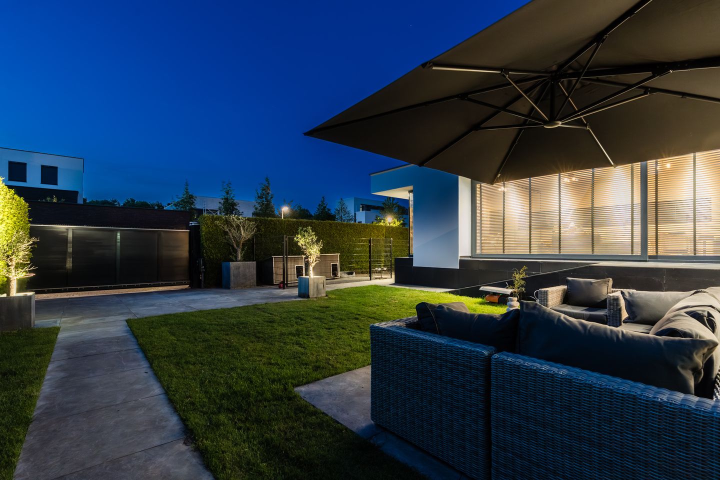 Luxury Villa with Heated Pool at Forest Edge in Waterrijk — 64