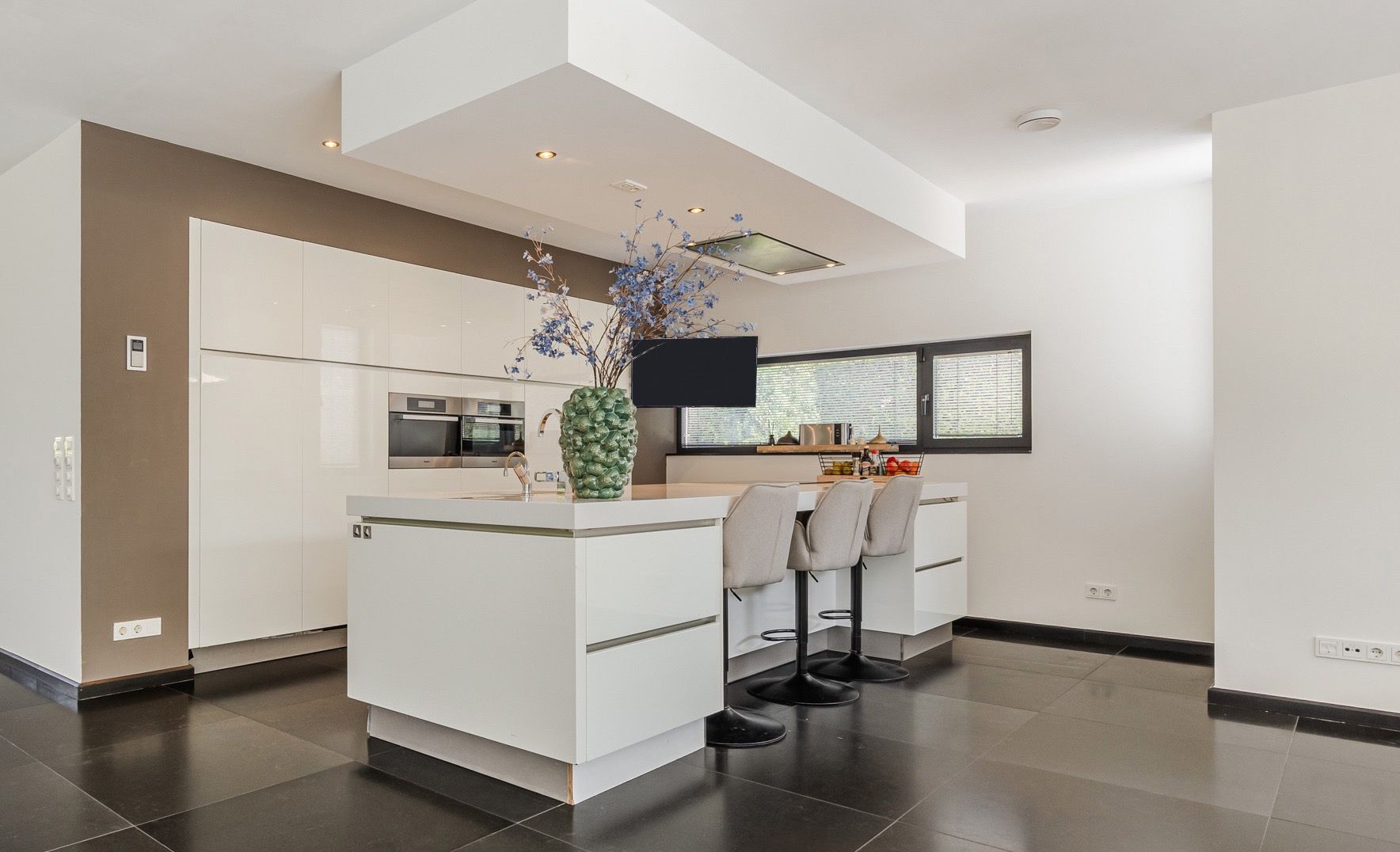 Luxury Villa with Heated Pool at Forest Edge in Waterrijk — 15
