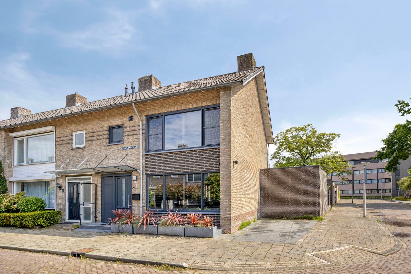 Foto 59 van Hasselaarstraat 19