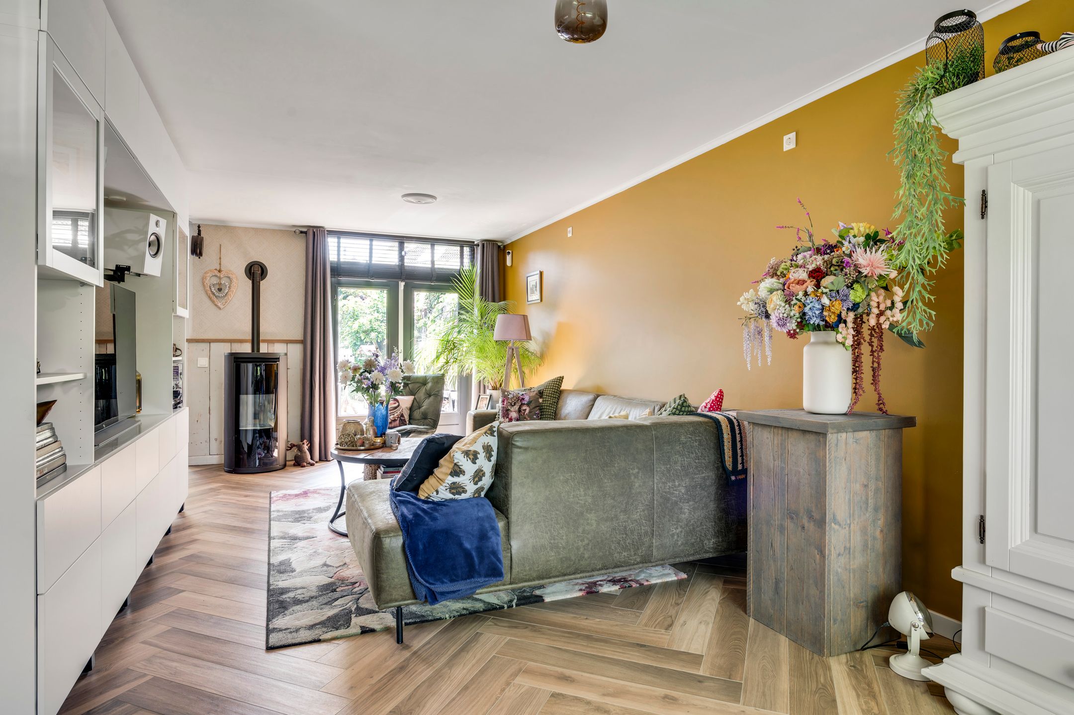 Spacious Semi-Detached Family Home with Luxury Kitchen and Private Garden in Boshoven — 12