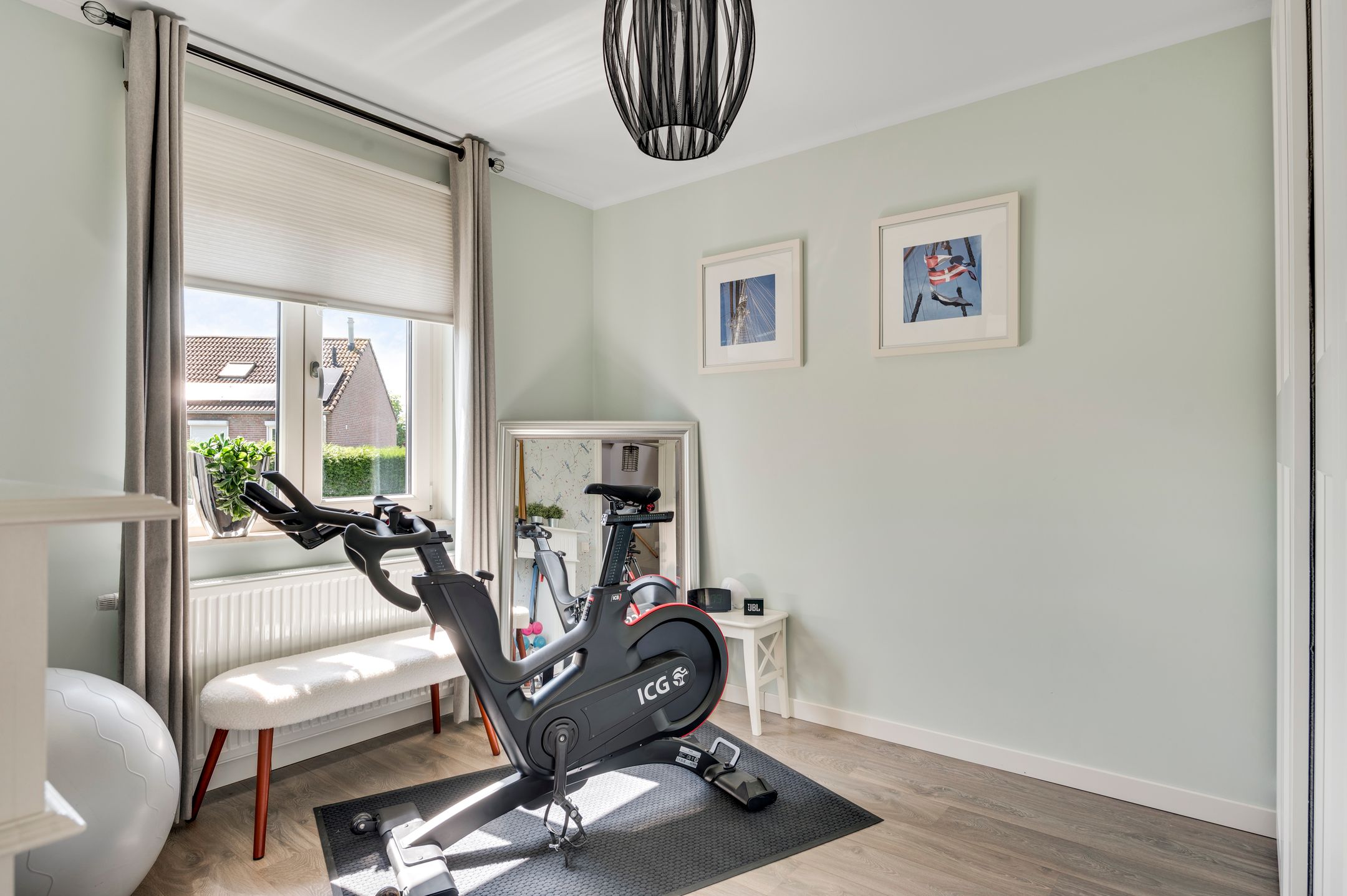 Spacious Semi-Detached Family Home with Luxury Kitchen and Private Garden in Boshoven — 27