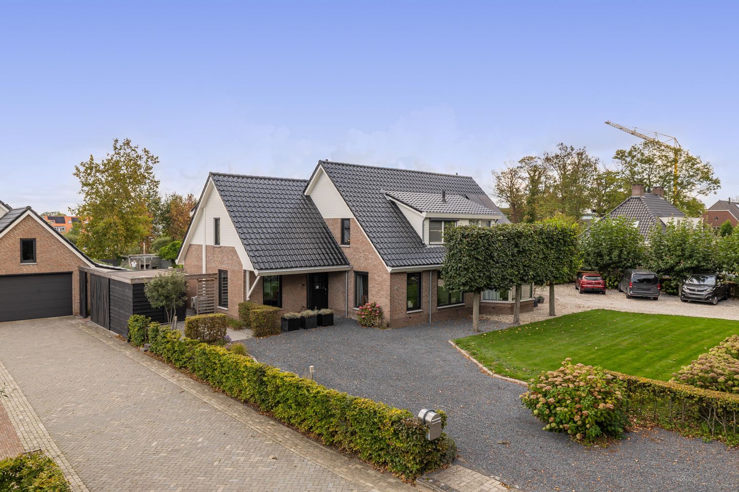 Photo 1 of Bredeweg 15