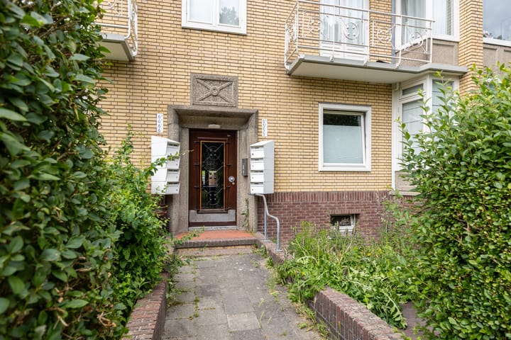 Photo 3 of Hendrika van Tussenbroekplantsoen 5-2