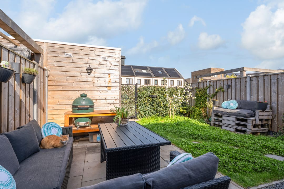 Energy Efficient Modern Two Story Terraced Home in Gouda — 43