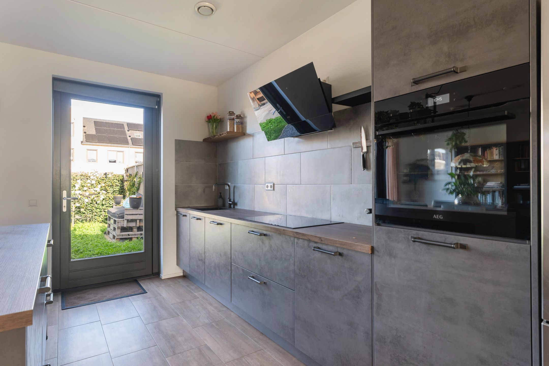 Energy Efficient Modern Two Story Terraced Home in Gouda — 21