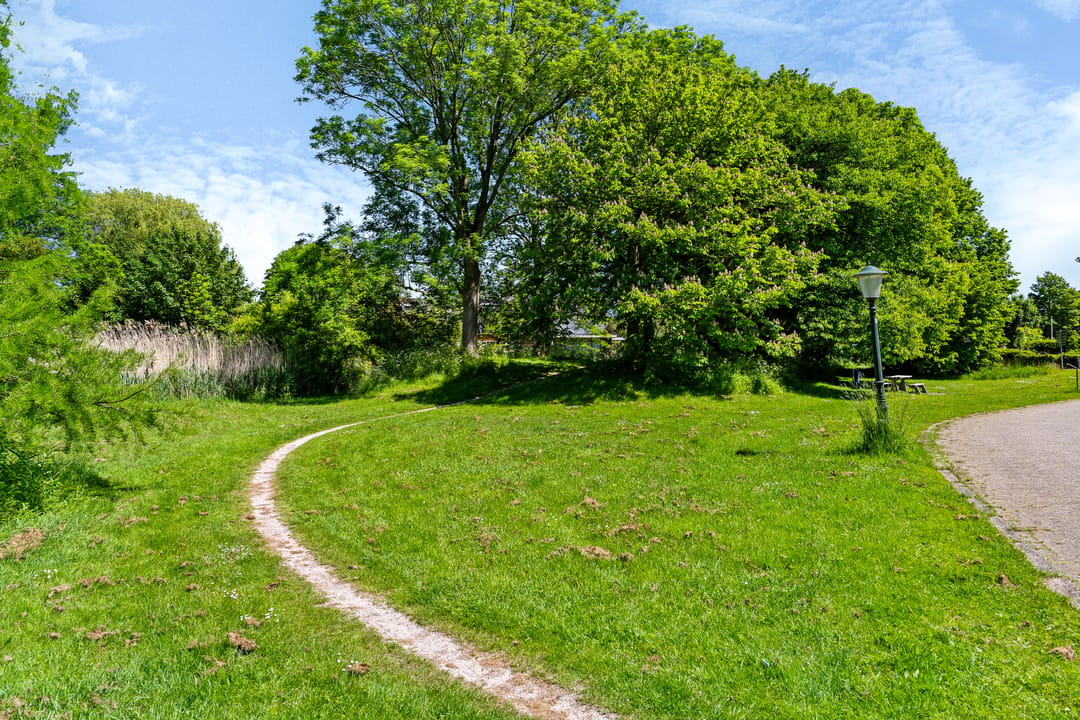 Photo 38 of Buorren 27