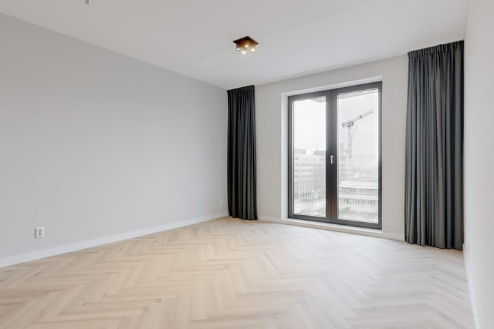 Appartement te koop: Mies van der Rohestraat 35, Hoofddorp