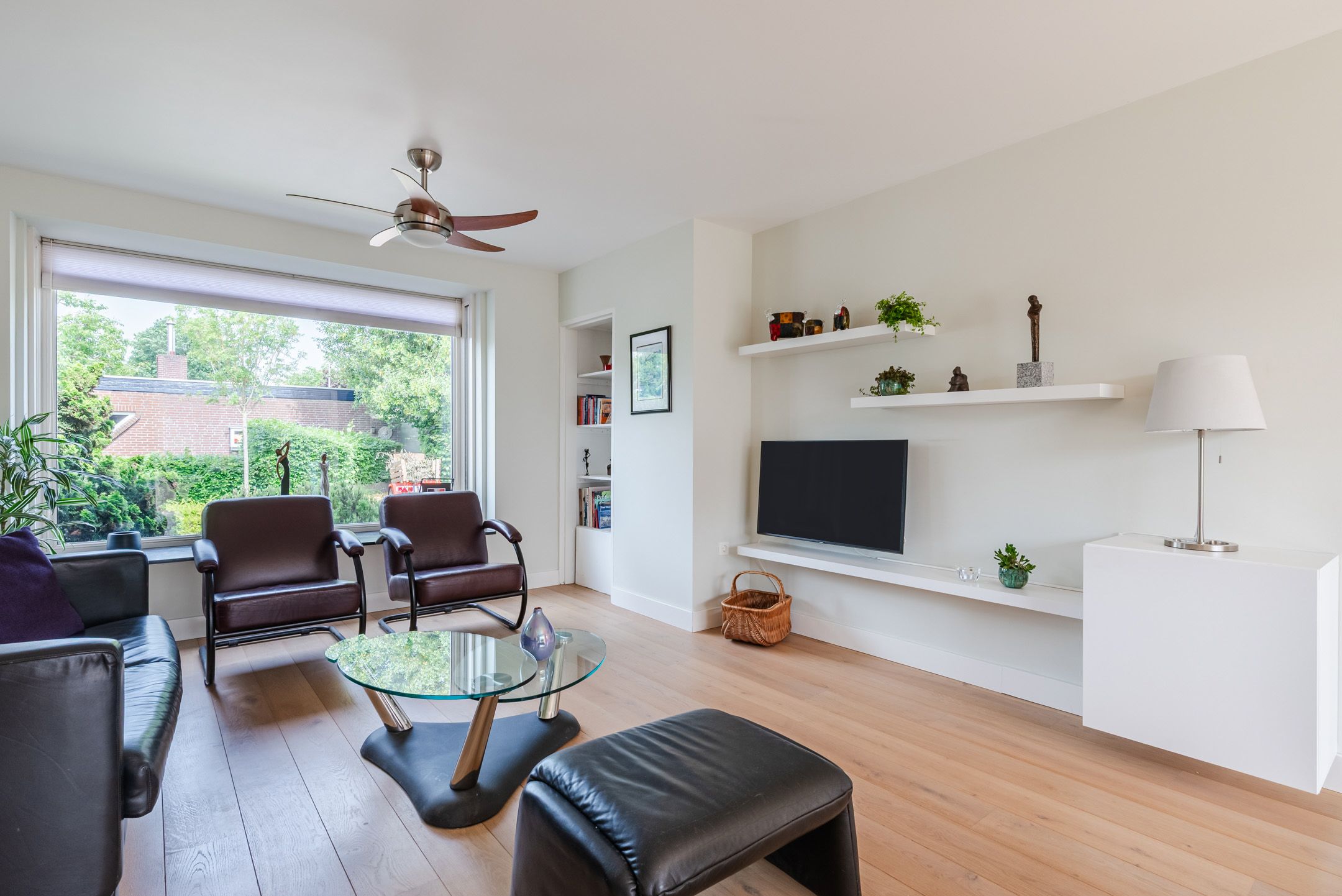 Spacious Detached Bungalow with Ground Floor Living and B&B Potential — 12