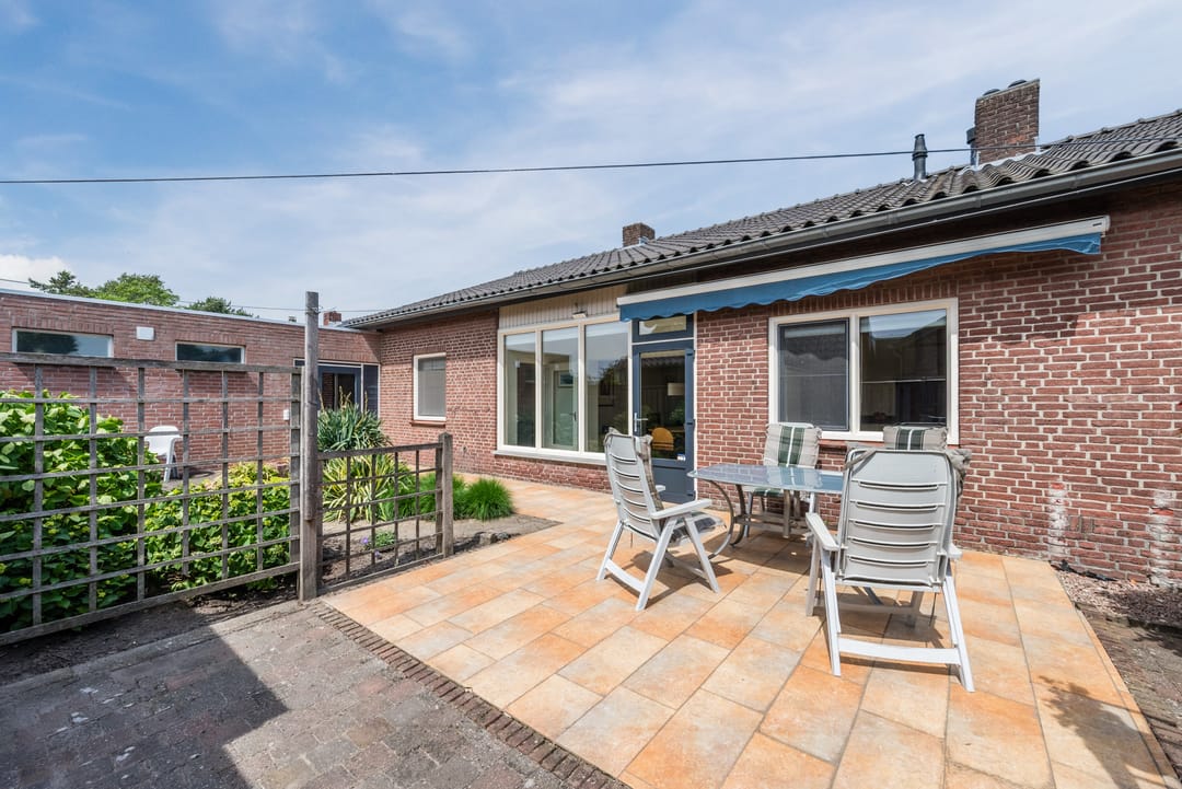 Spacious Detached Bungalow with Ground Floor Living and B&B Potential — 46