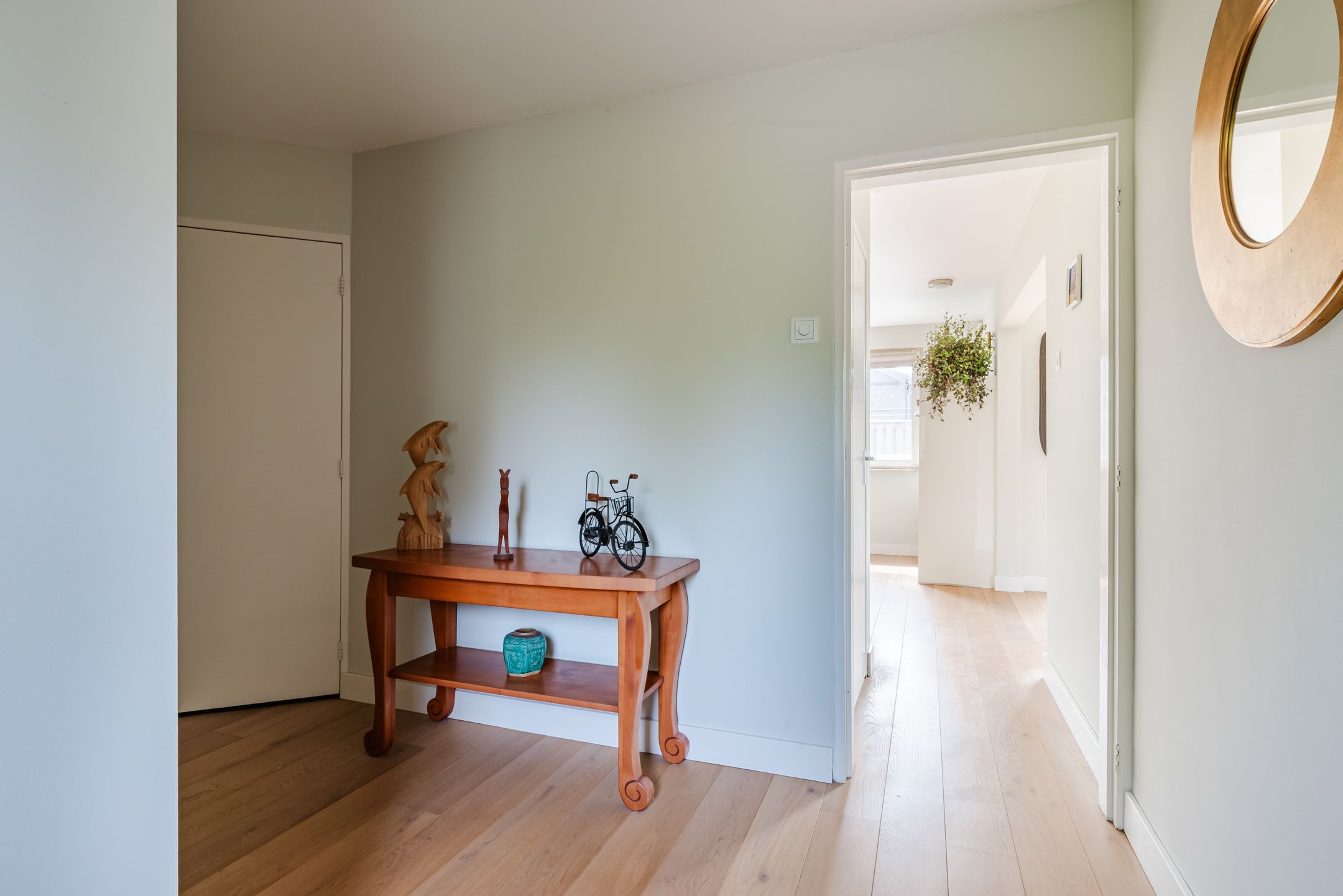 Spacious Detached Bungalow with Ground Floor Living and B&B Potential — 9