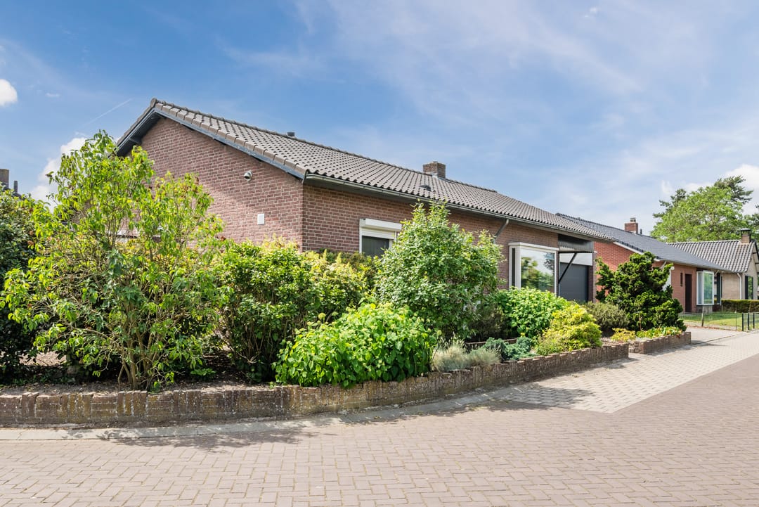 Spacious Detached Bungalow with Ground Floor Living and B&B Potential — 28