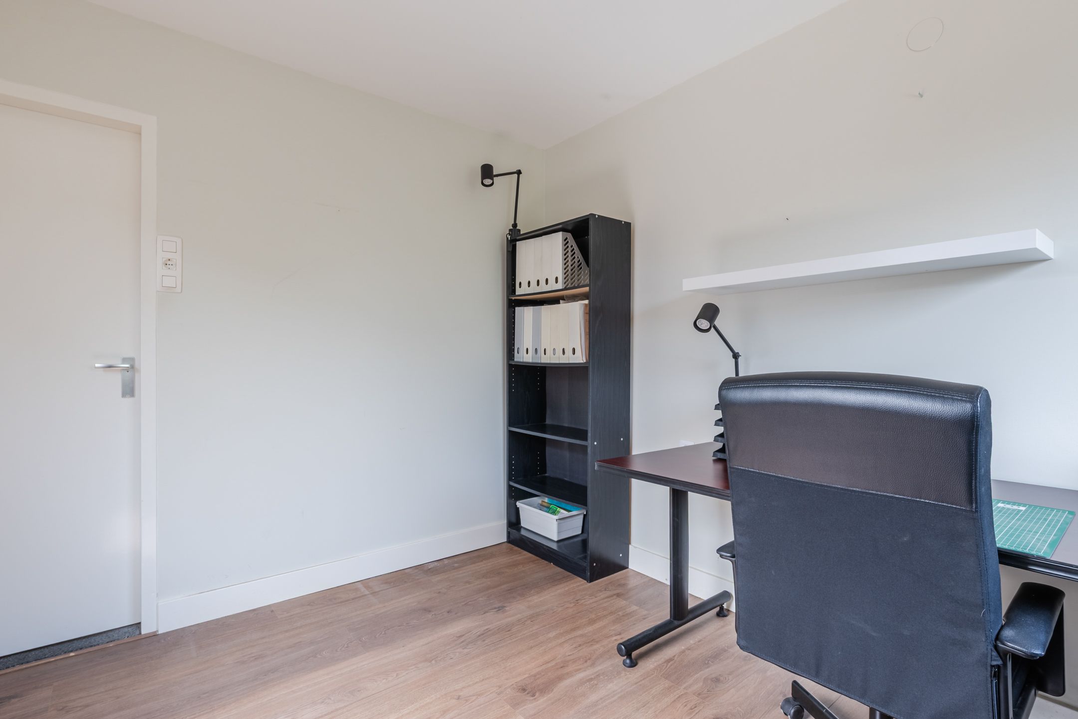 Spacious Detached Bungalow with Ground Floor Living and B&B Potential — 21