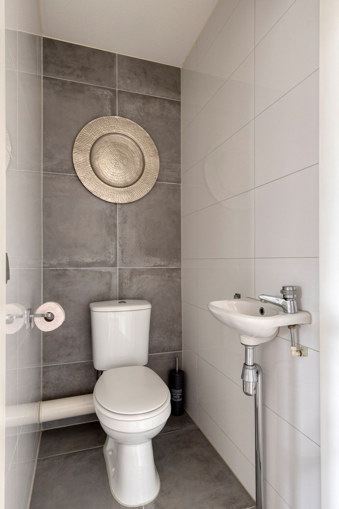 Spacious Semi-Detached Family Home with Private Office and Deep Garden — 28