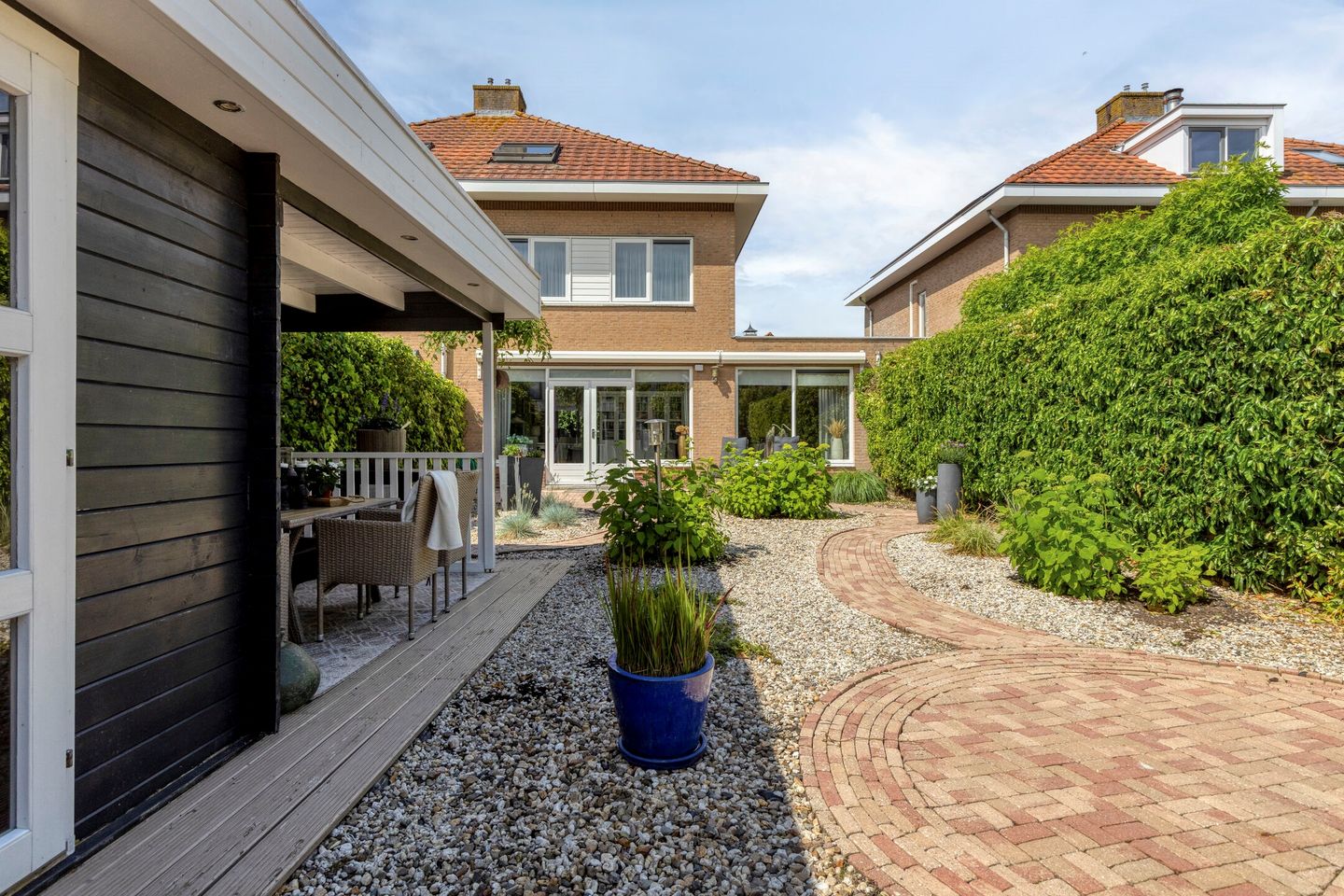 Spacious Semi-Detached Family Home with Private Office and Deep Garden — 34