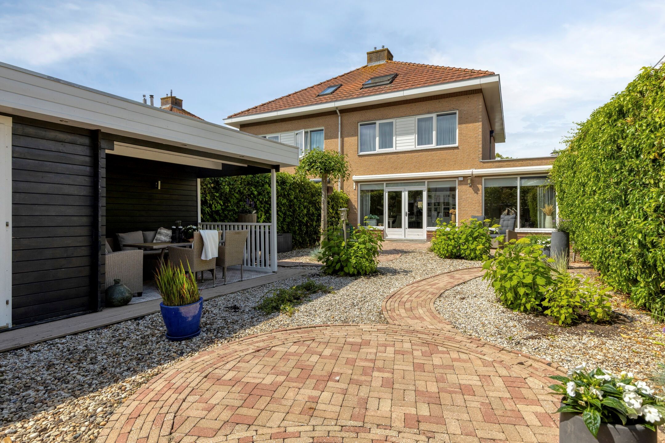 Spacious Semi-Detached Family Home with Private Office and Deep Garden — 33