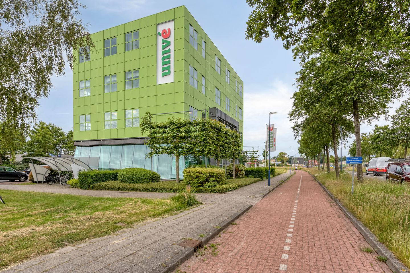 Bekijk foto 2 van Zuiderschans 10