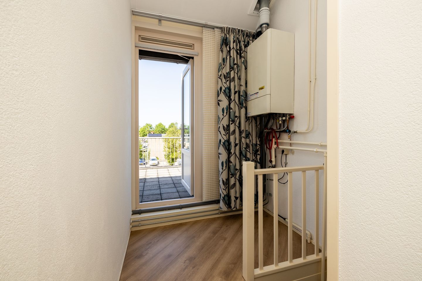 Photo 44 of Van der Heijdenstraat 59