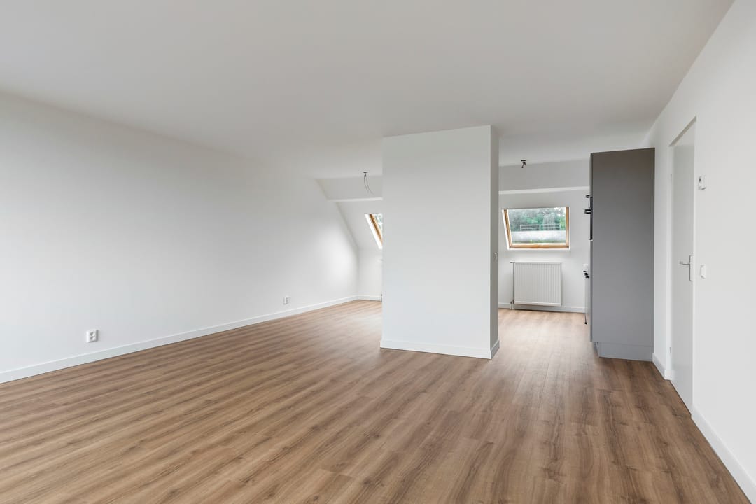 Completely Renovated 3-Room Apartment with South-Facing Balcony in Central Oss — 13