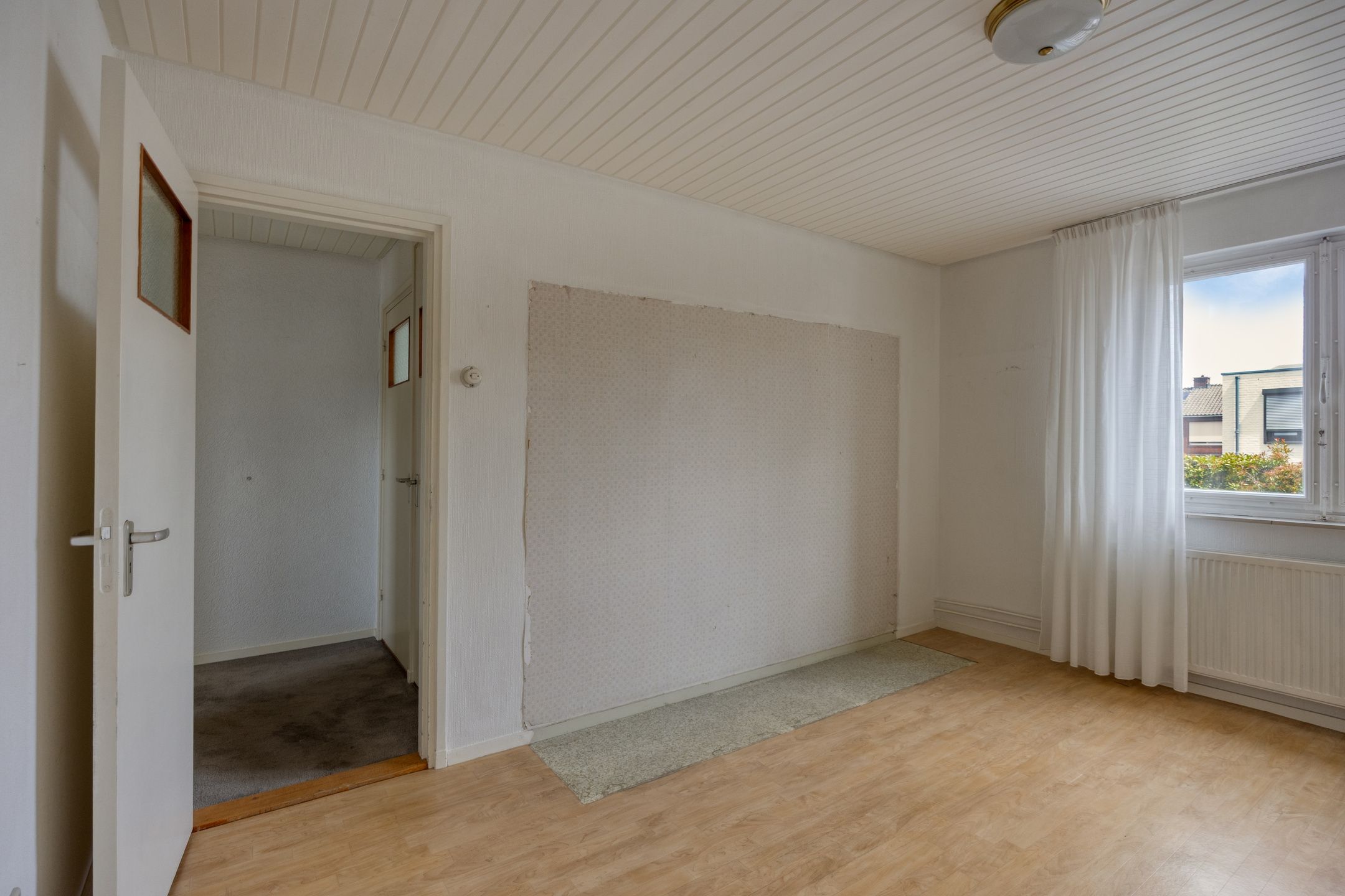 Spacious semi-detached house with garage and garden room in peaceful Amby — 21