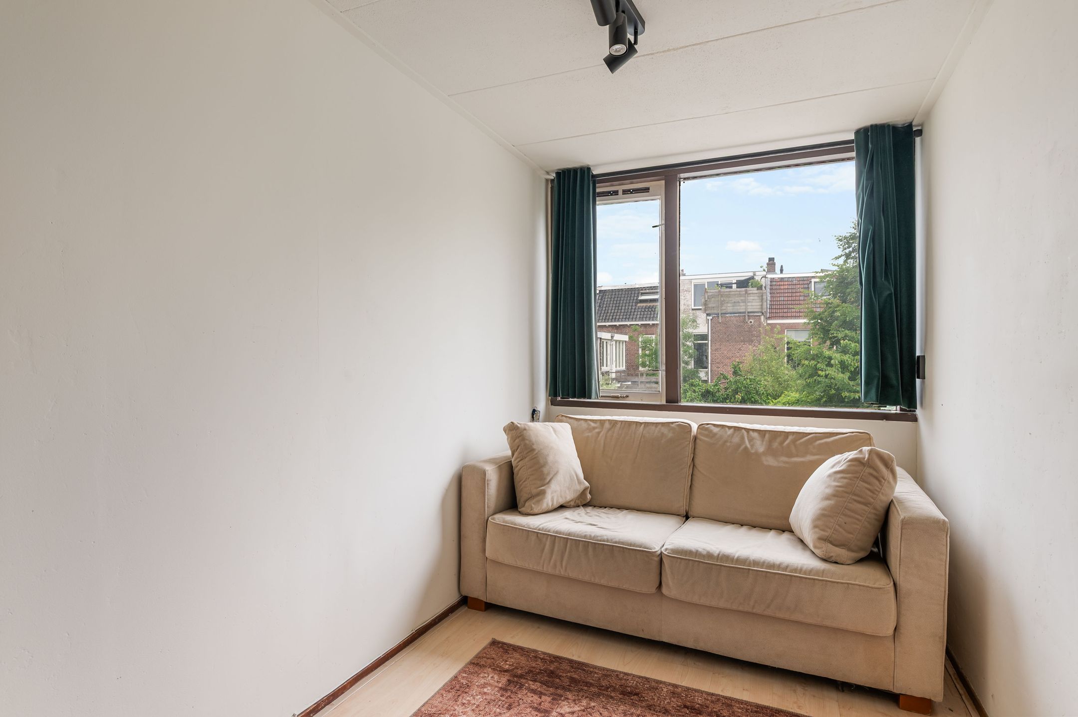 Photo 21 of Geweerstraat 14