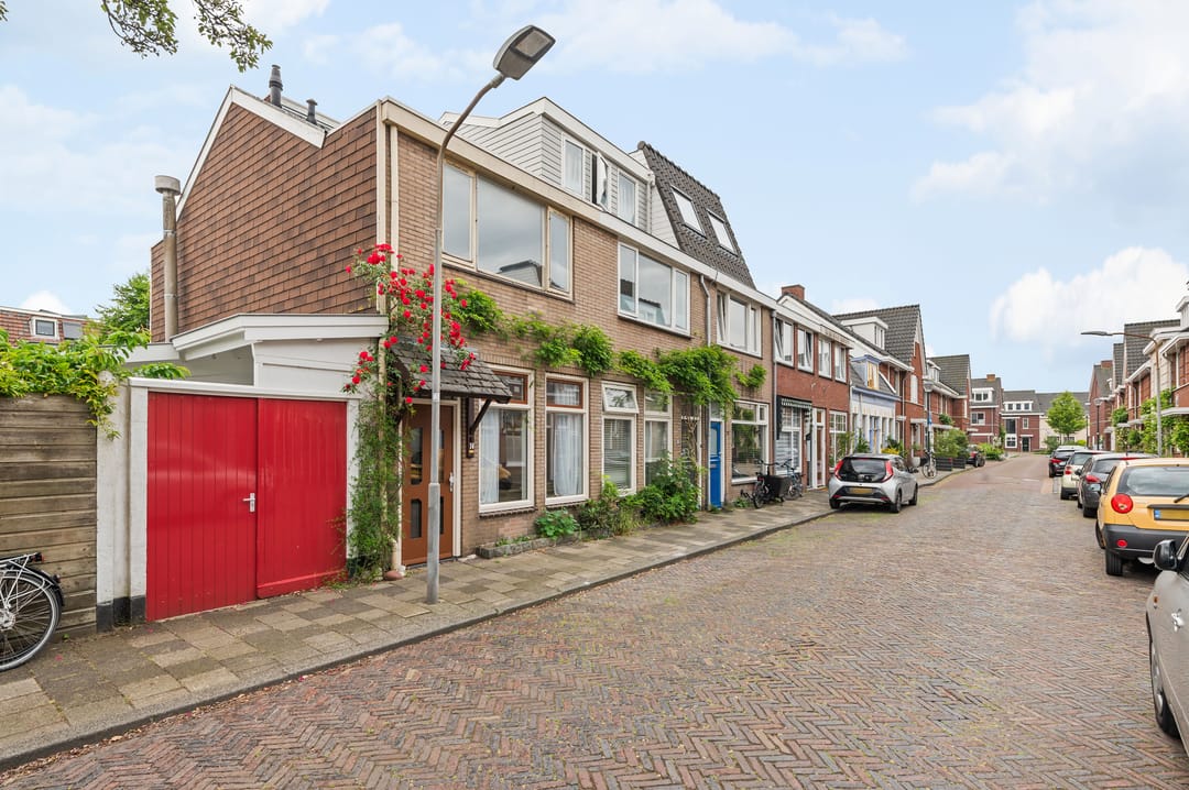 Photo 31 of Geweerstraat 14