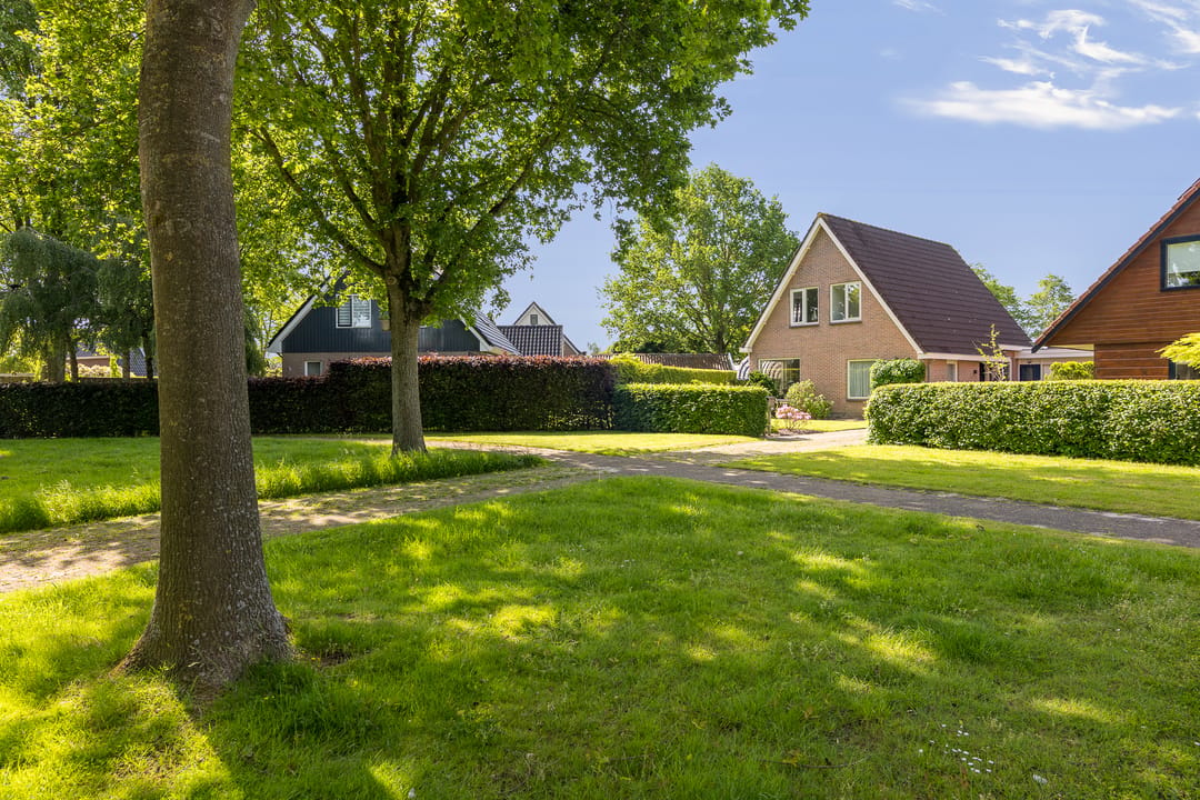 Photo 56 of Bernhardlaan 64