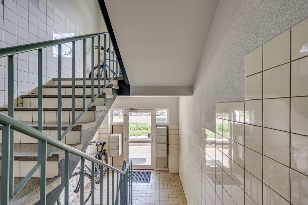 Spacious Apartment with Museum Views and Two Balconies in Central Venlo — 22