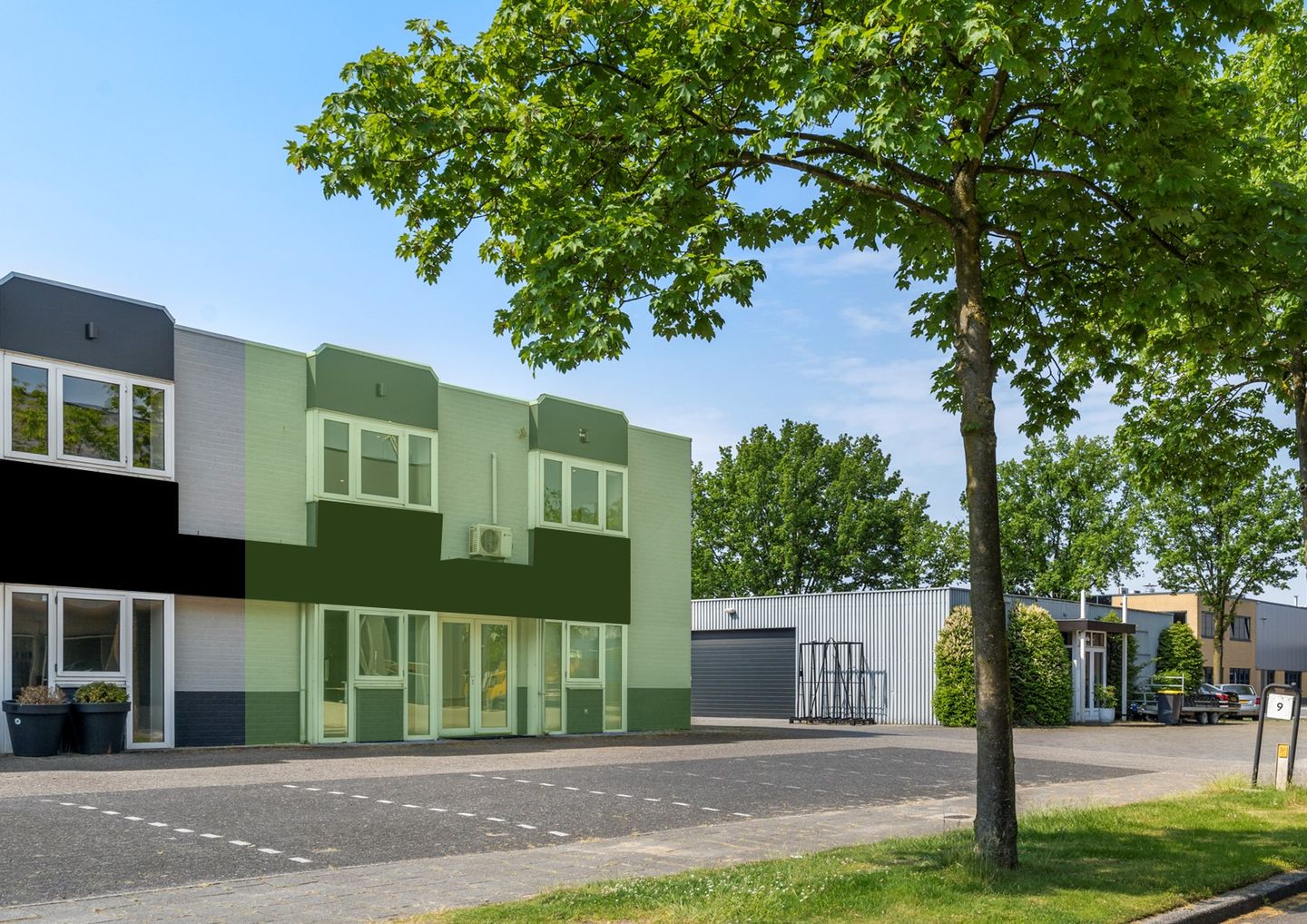 Bekijk foto 2 van Klovenier 9