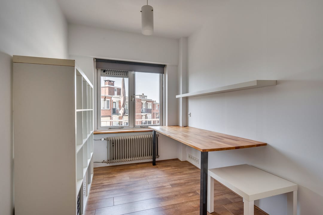 Spacious Apartment with Museum Views and Two Balconies in Central Venlo — 11