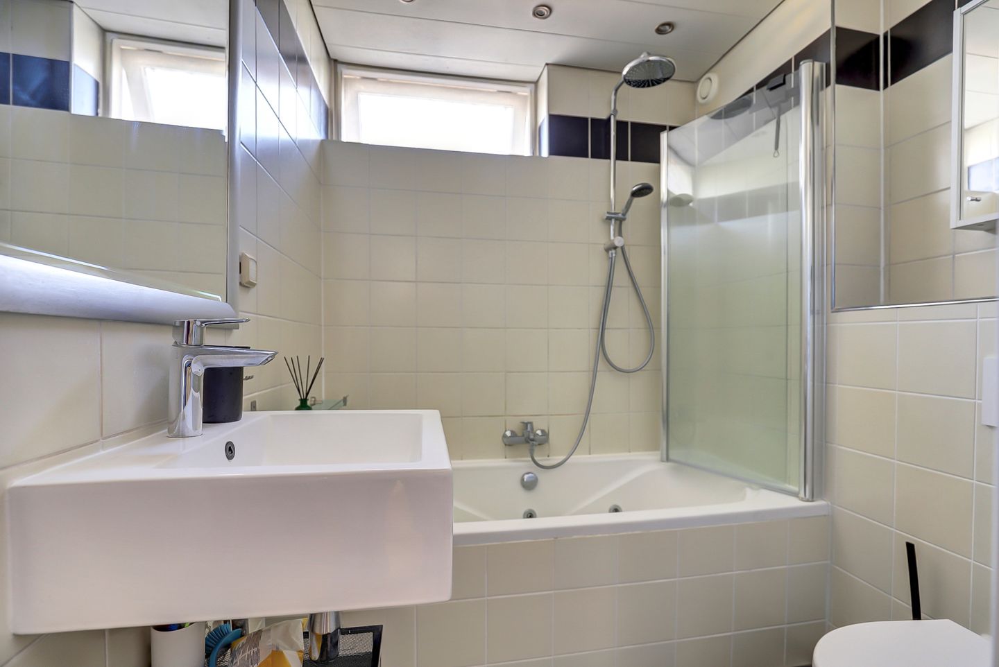 Photo 20 of Roompolderstraat 3