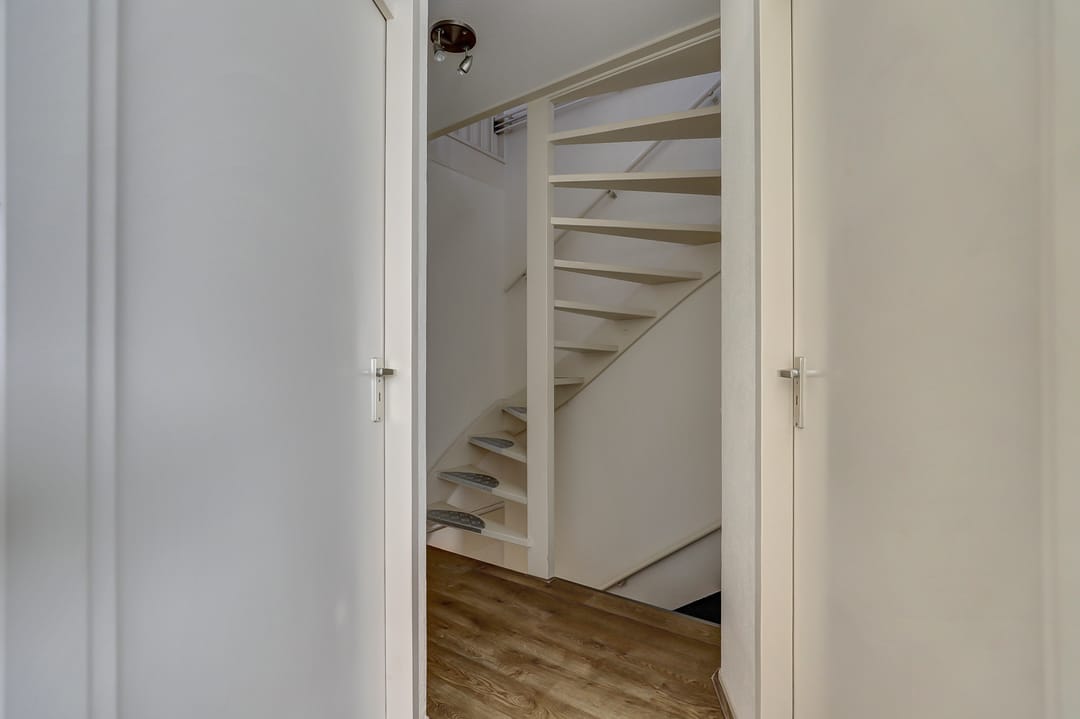 Photo 13 of Roompolderstraat 3