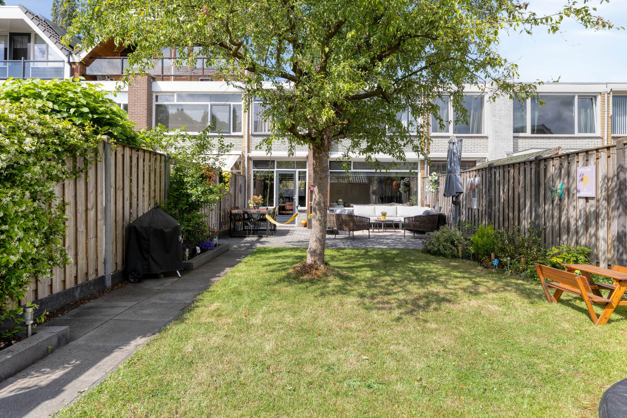 Move-in Ready Family Home with Deep South-Facing Garden and Spacious Shed — 18