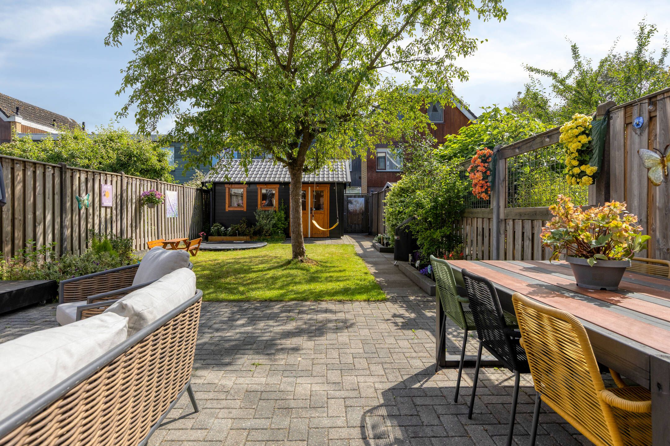 Move-in Ready Family Home with Deep South-Facing Garden and Spacious Shed — 15